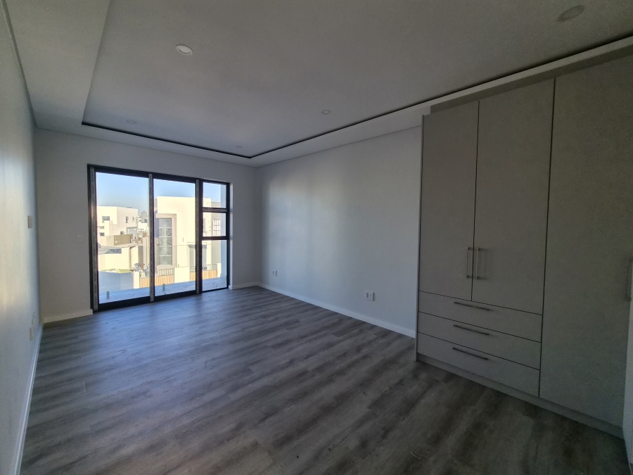 4 Bedroom Property for Sale in Sandown Western Cape